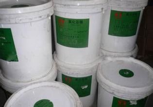 第一スズの塩化物の二水化物の錫（II）塩化物の産業等級の白い結晶の固体